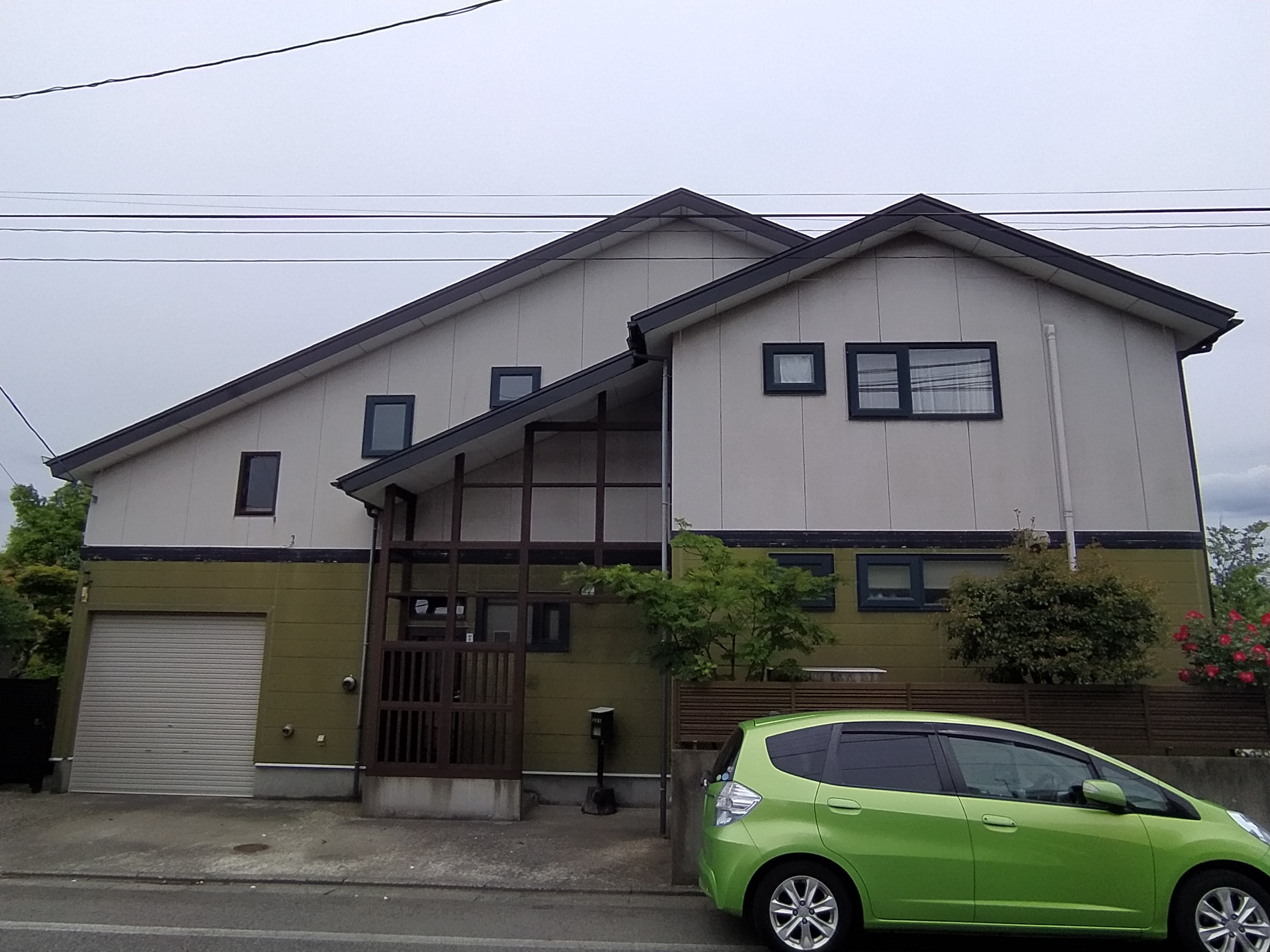 屋根の塗装工事完工（秋田市楢山）