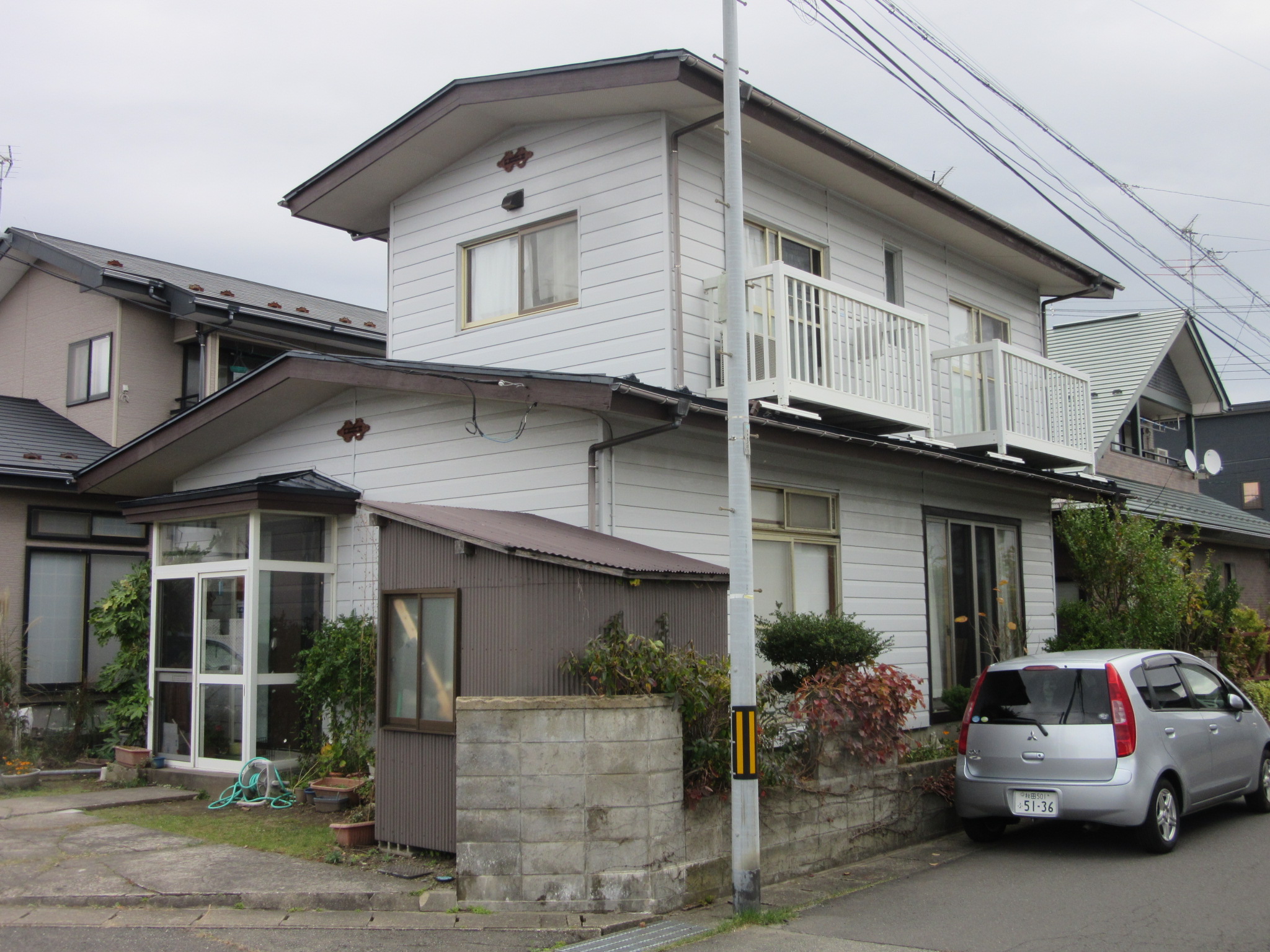 屋根の塗装工事完工（秋田市仁井田）