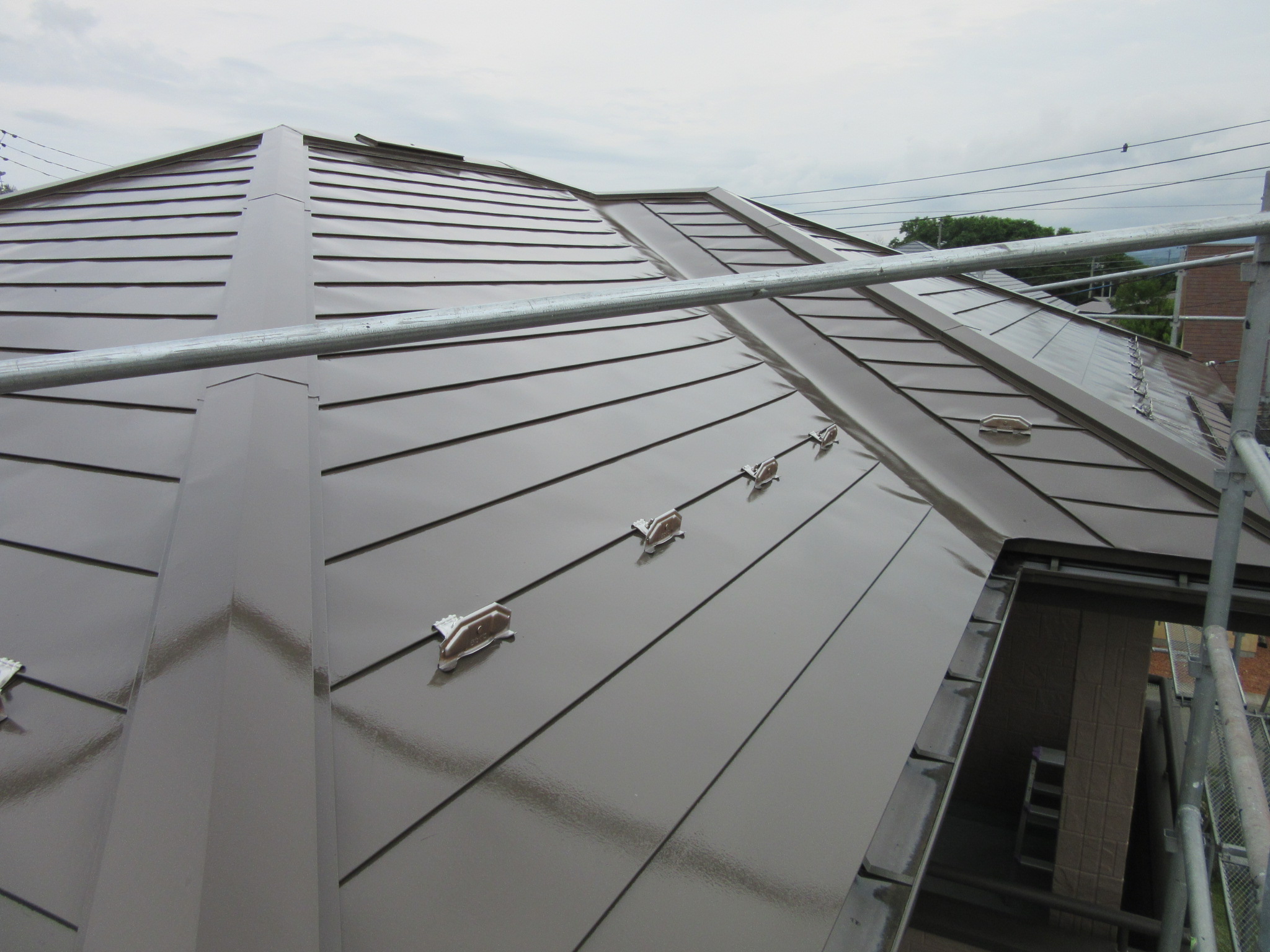 外壁屋根の塗装工事完工（秋田市飯島）