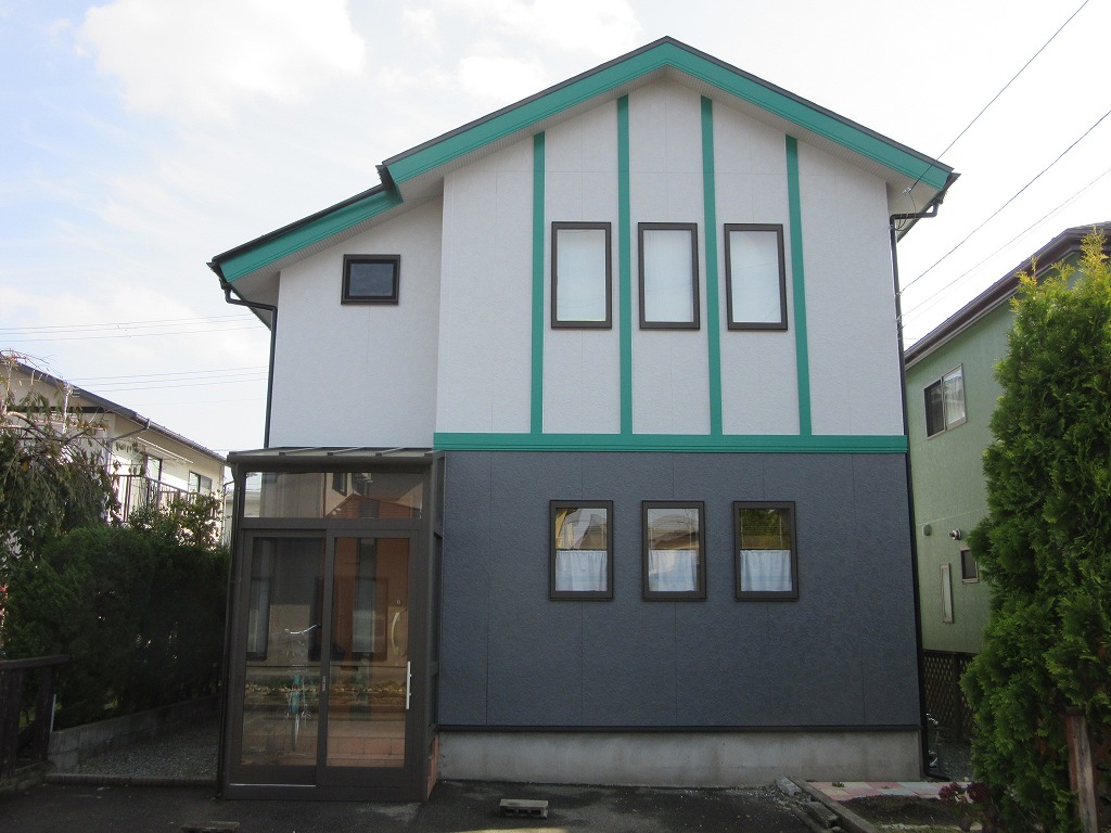 外壁屋根の塗装工事完工（秋田市御野場新町）