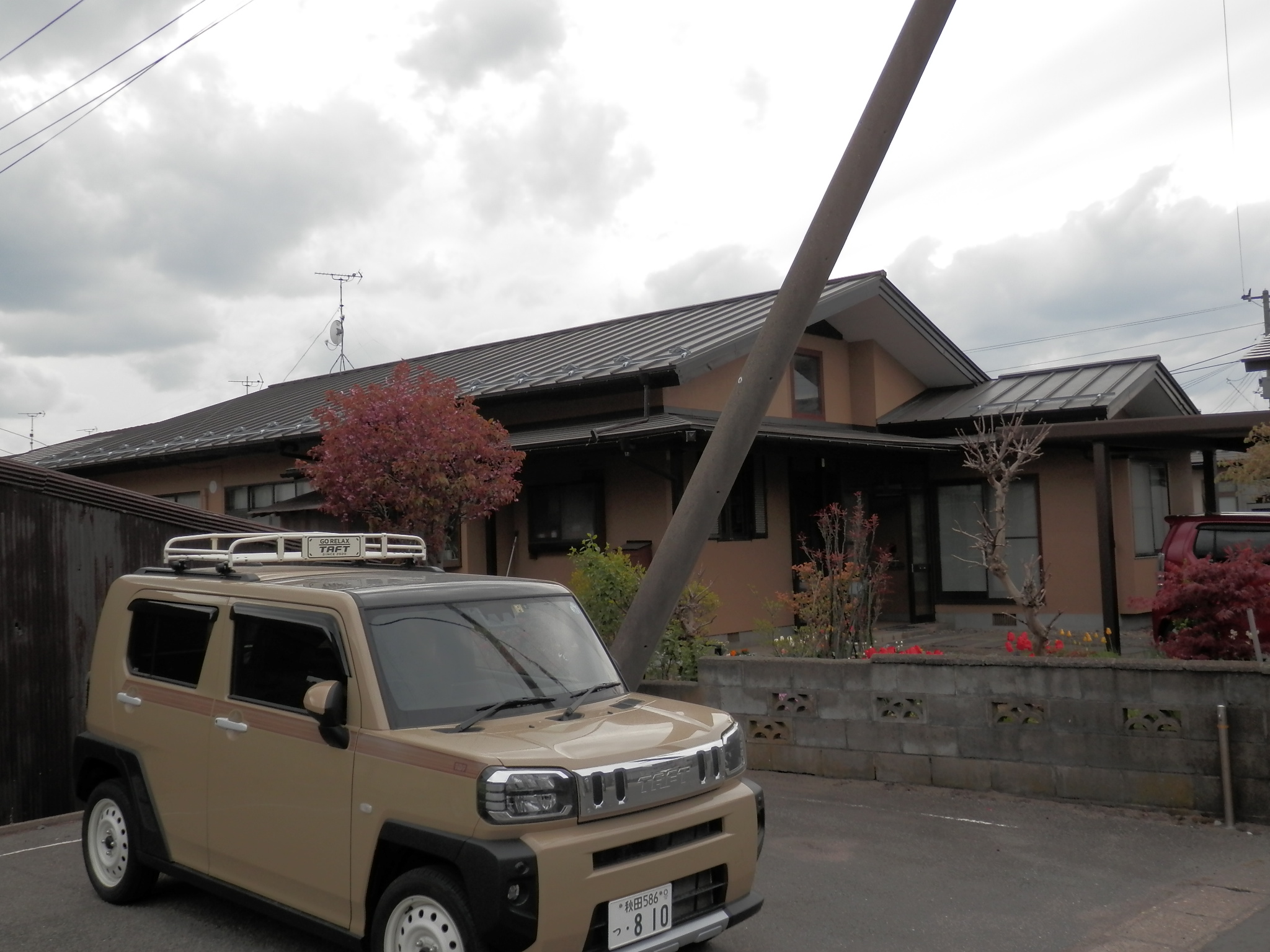 屋根葺き替え工事完工（秋田市港北新町）